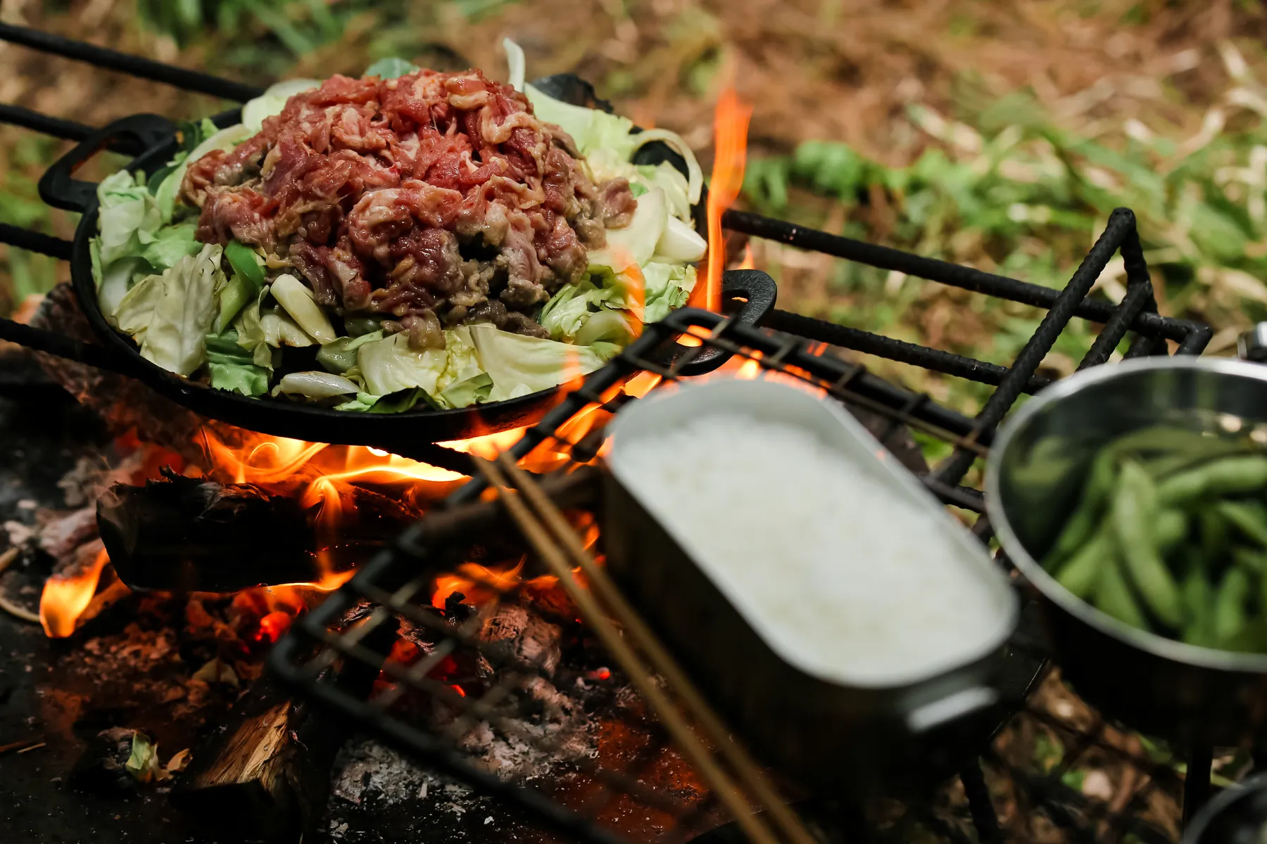 地元で60年以上愛されてきた、<br>味噌味の羊焼き肉「義経焼」。